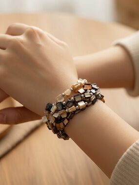 Source Unknown Neutral Multi-Strand Beaded Bracelet - Brown, Cream, Black☑️